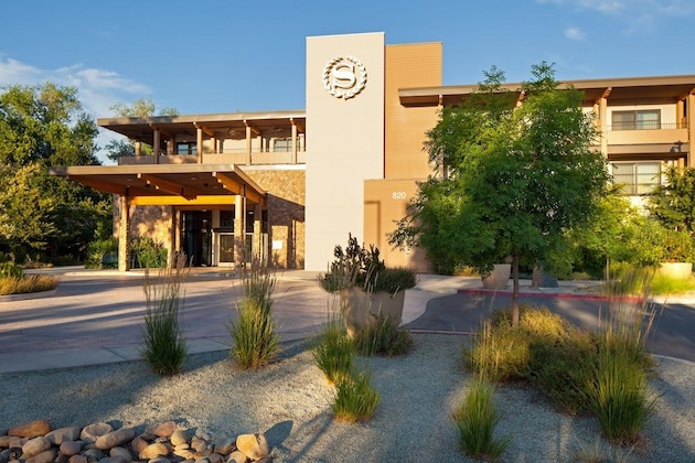 Gallery - Sheraton Redding Hotel At The Sundial Bridge