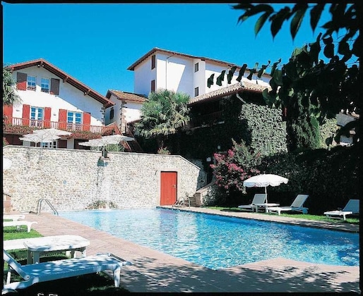 Gallery - Hôtel Des Pyrénées