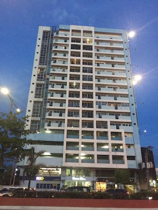 Gallery - Touristation Crowne Bay Tower