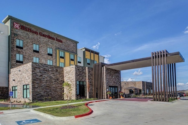 Gallery - Hilton Garden Inn Topeka