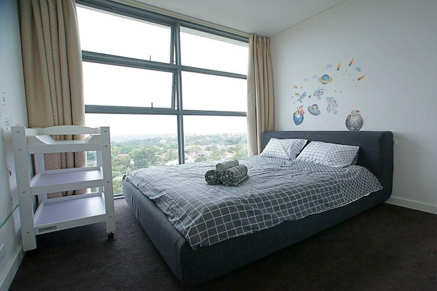 Gallery - Crows Nest Family Apartment
