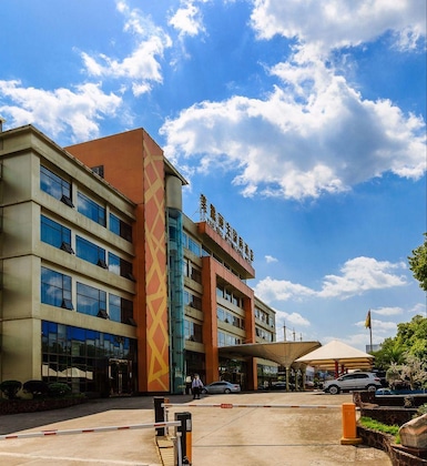 Gallery - Vilu Reef International Hotel