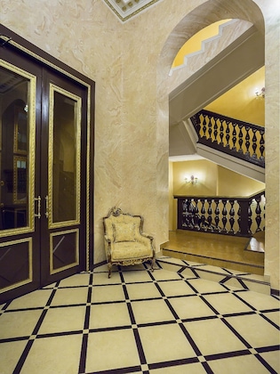 Gallery - Empire
