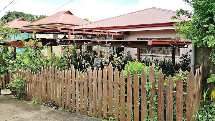 Gallery - Royal Thee Bed & Breakfast