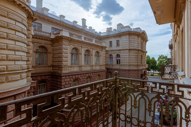 Gallery - City Of Rivers Near Hermitage 4 Rooms