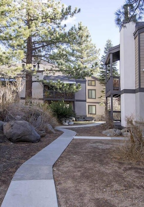 Gallery - Sherwin Villas- Free Shuttle & Near Skiing!