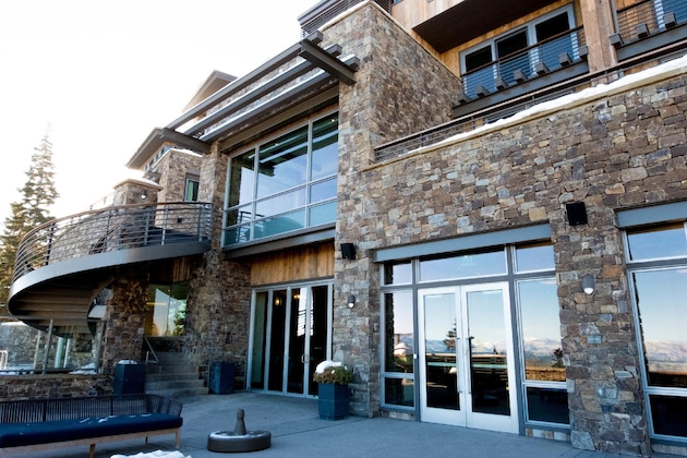 Gallery - Stein Eriksen Residences