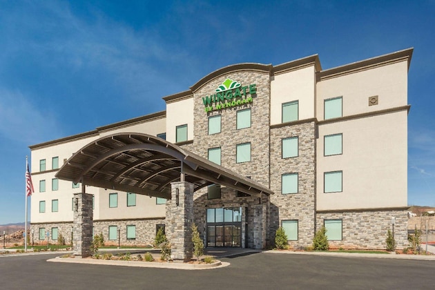 Gallery - Wingate By Wyndham Hurricane Zion National Park