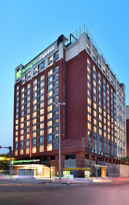 Gallery - Holiday Inn Express Chengdu Tianhe West Zone