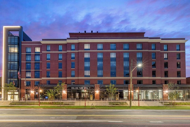Gallery - Cambria Hotel College Park