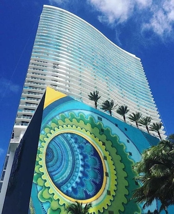 Gallery - Lyfe Beach Resort