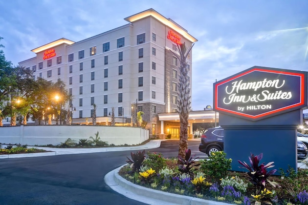 Gallery - Hampton Inn & Suites Charleston Airport