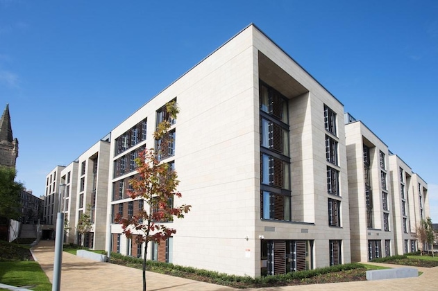 Gallery - Salisbury Court