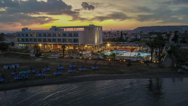 Gallery - Lebay Beach Hotel