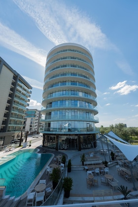 Gallery - White Tower Mamaia