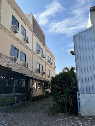 Gallery - Palm Spring Apartment