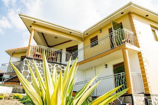 Gallery - Queen Elizabeth Park View Tourist Lodge