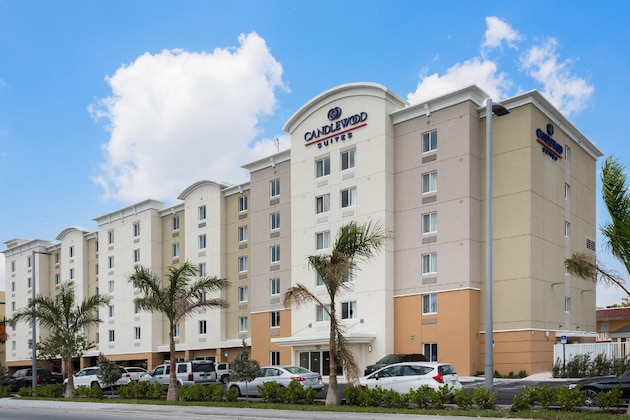Gallery - Candlewood Suites Miami Intl Airport-36Th St By Ihg