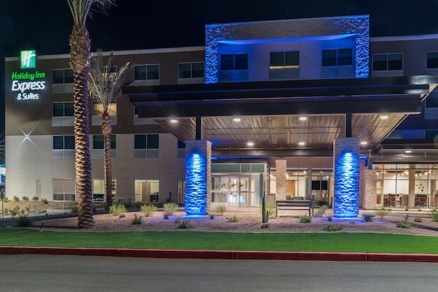 Gallery - Holiday Inn Express And Suites Lake Havasu - London Bridge, An Ihg Hotel