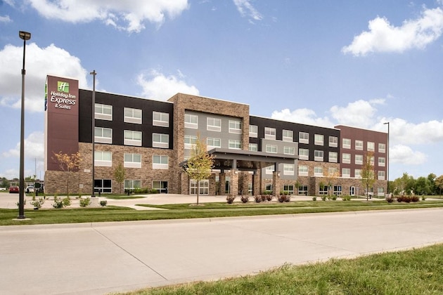 Gallery - Holiday Inn Express & Suites West Des Moines - Jordan Creek By Ihg