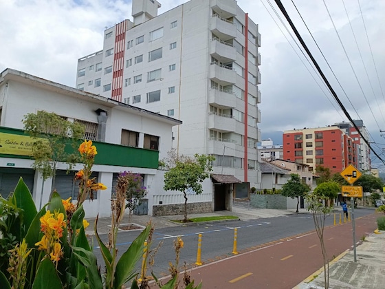 Gallery - Plaza Foch Area - Apartments With Balcony