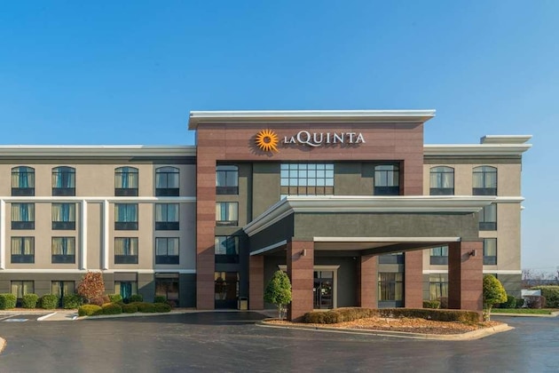 Gallery - La Quinta Inn & Suites Clarksville