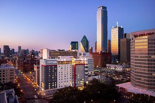 Gallery - Courtyard By Marriott Dallas Downtown Reunion District