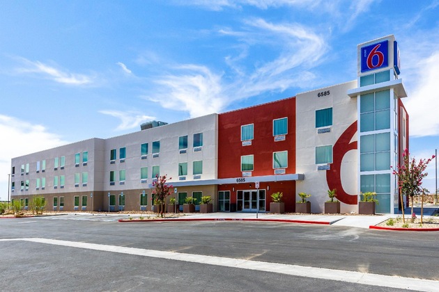 Gallery - Motel 6 Las Vegas, Nv - Motor Speedway