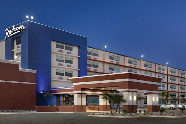Gallery - Radisson Hotel Mcallen Airport