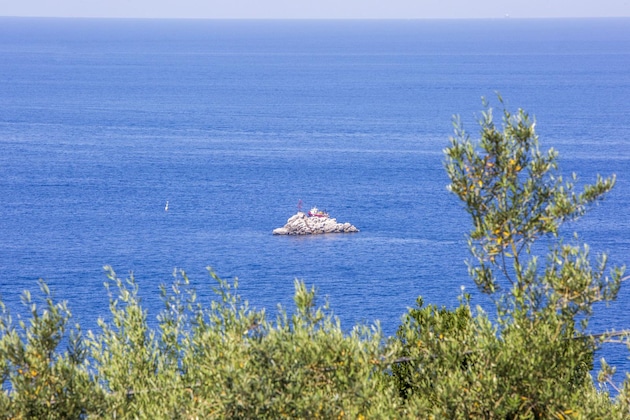 Gallery - Vista Di Capri