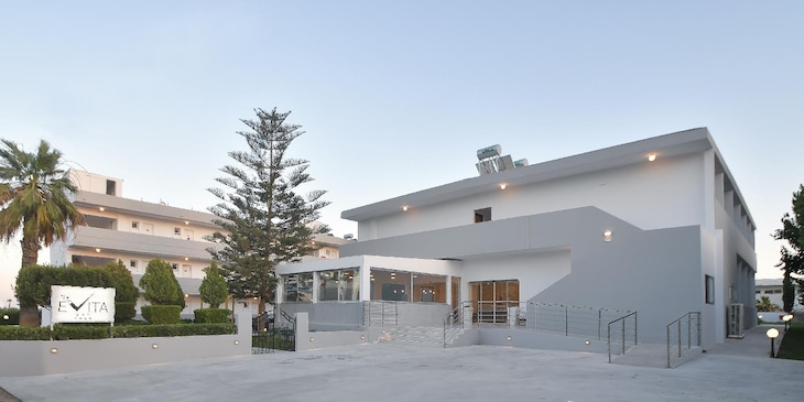 Gallery - Evita Bay