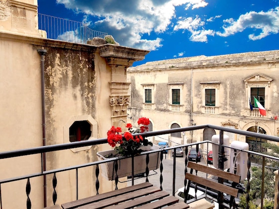 Gallery - Maison Ortigia