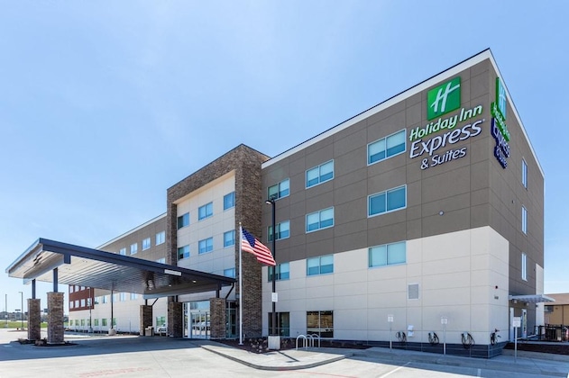 Gallery - Holiday Inn Express & Suites Springfield North By Ihg