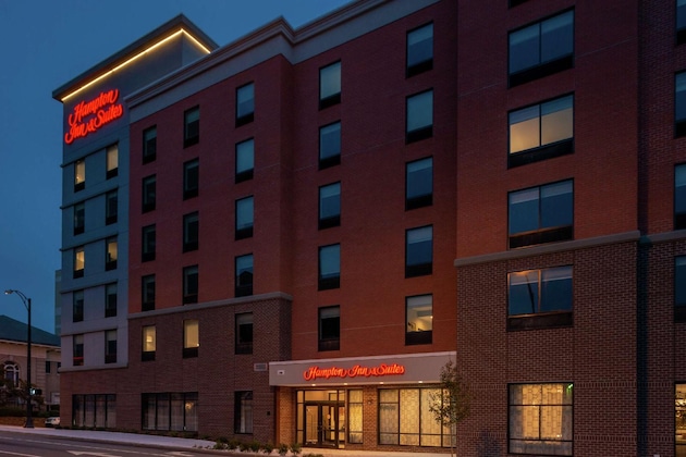 Gallery - Hampton Inn & Suites Winston-Salem Downtown