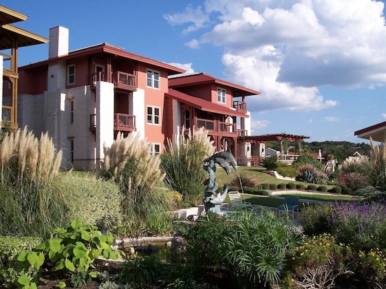 Gallery - Vintage Villas Hotel & Events