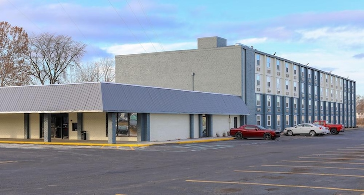Gallery - American Inn And Suites Ferndale