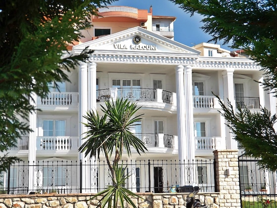 Gallery - Vila Kalcuni