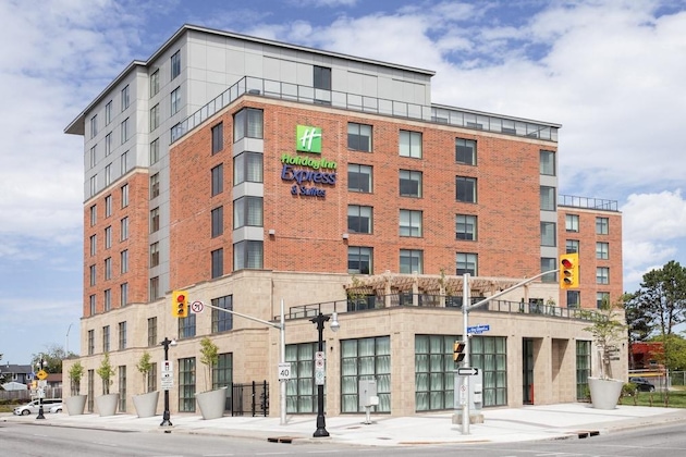 Gallery - Holiday Inn Express & Suites Downtown Ottawa East By Ihg