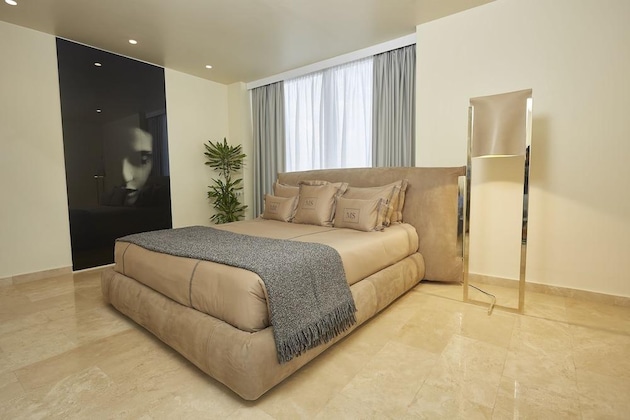 Gallery - Kwarleyz Residence Accra