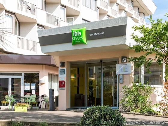 Gallery - Ibis Styles Dax Center