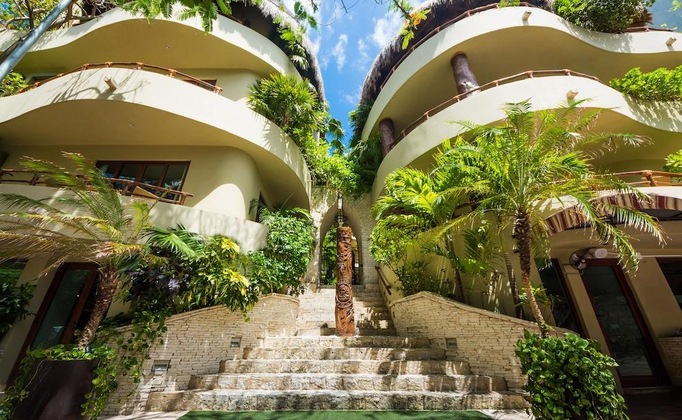 Gallery - Maya Villa Condo Hotel & Beach Club