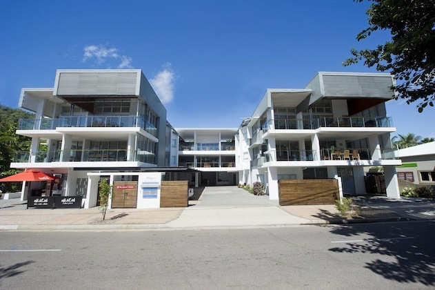 Gallery - Maggies Beachfront Apt. 8