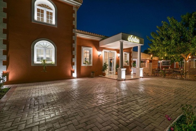 Gallery - Aeolos Boutique Hotel & Suites