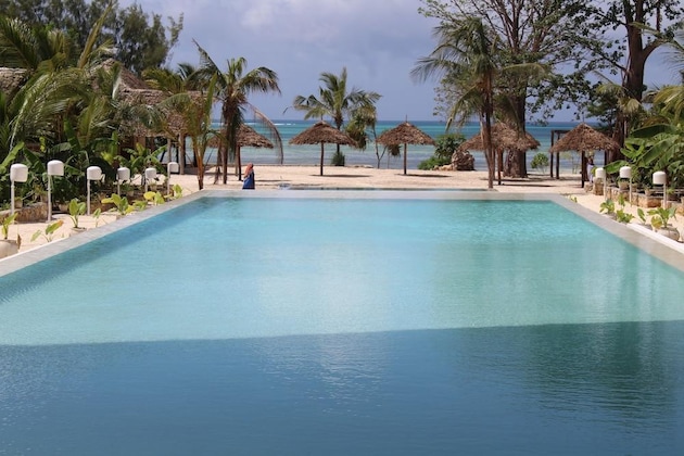 Gallery - Fun Beach Hotel