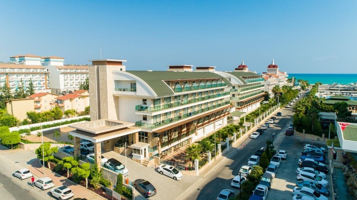 Gallery - Crystal Waterworld Resort & Spa
