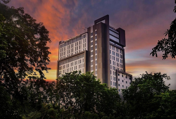 Gallery - Movenpick Surabaya City