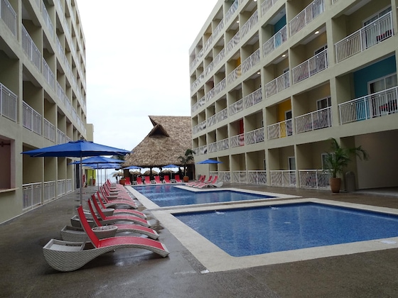 Gallery - Decameron Isla Coral Guayabitos Ramada All Inclusive Resort