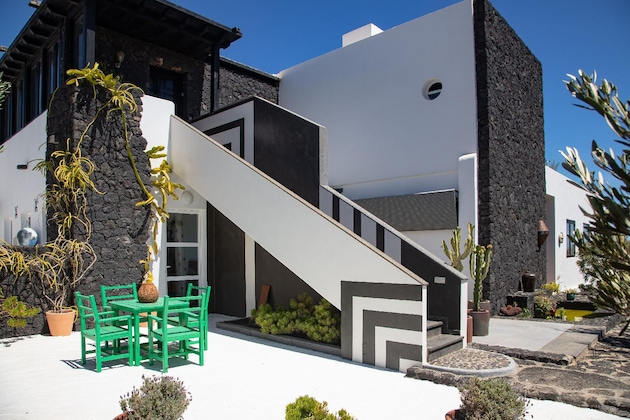 Gallery - 5 Suites