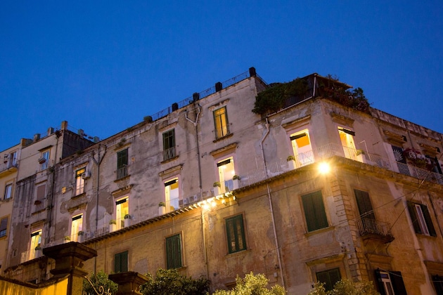 Gallery - Casa Pacifico Napoli