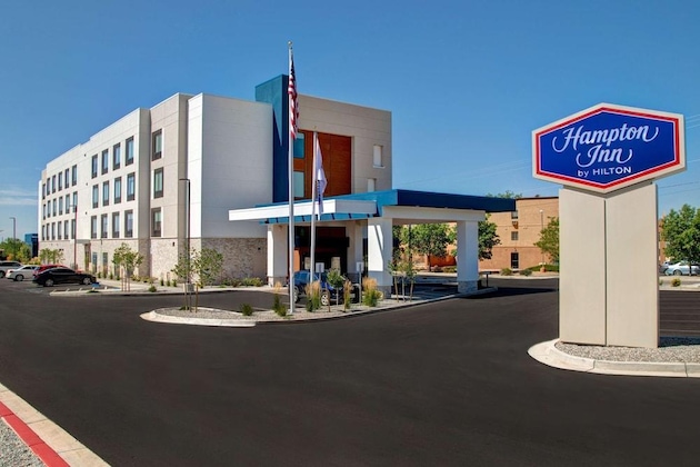 Gallery - Hampton Inn Santa Fe South